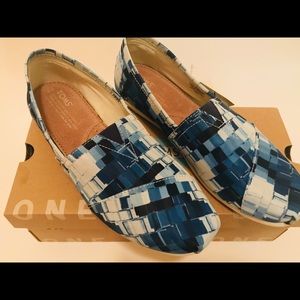 Tom Ink Satin Paint Print, Blue, Women’s- 8, NIB